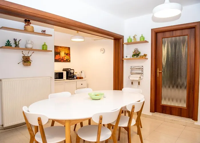 Apartment Classic Near The Center